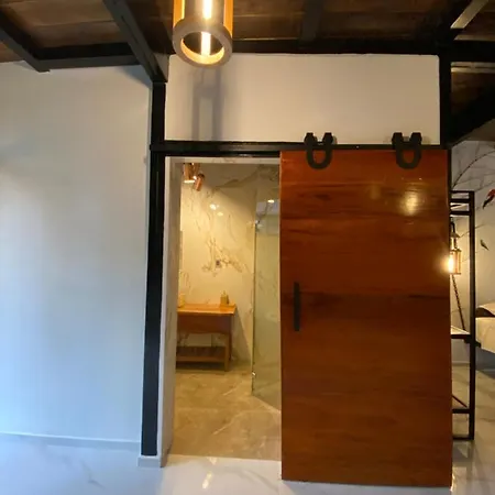 Suites Casa Colibri Mindo Exterior photo